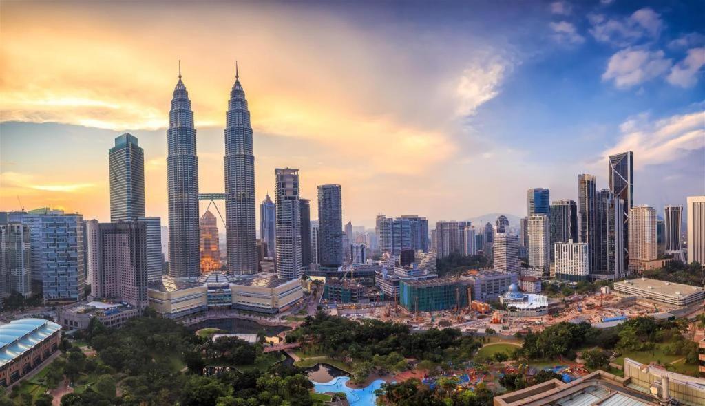 Hotel Zamburger Wira Kuala Lumpur Bagian luar foto