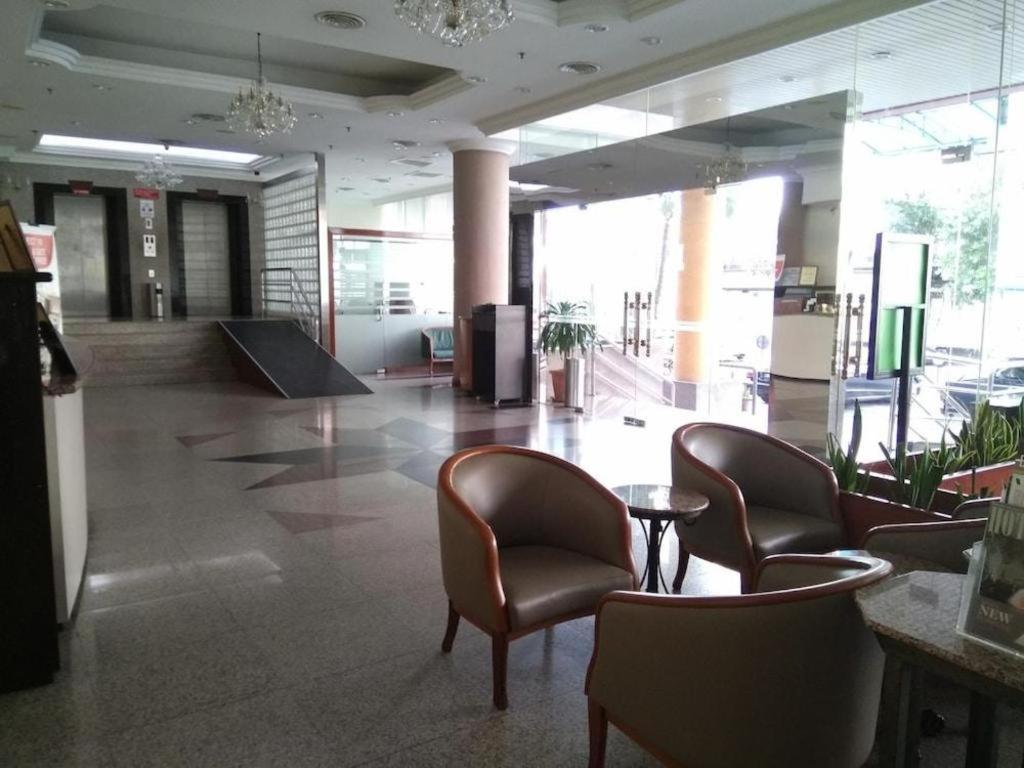 Hotel Zamburger Wira Kuala Lumpur Bagian luar foto