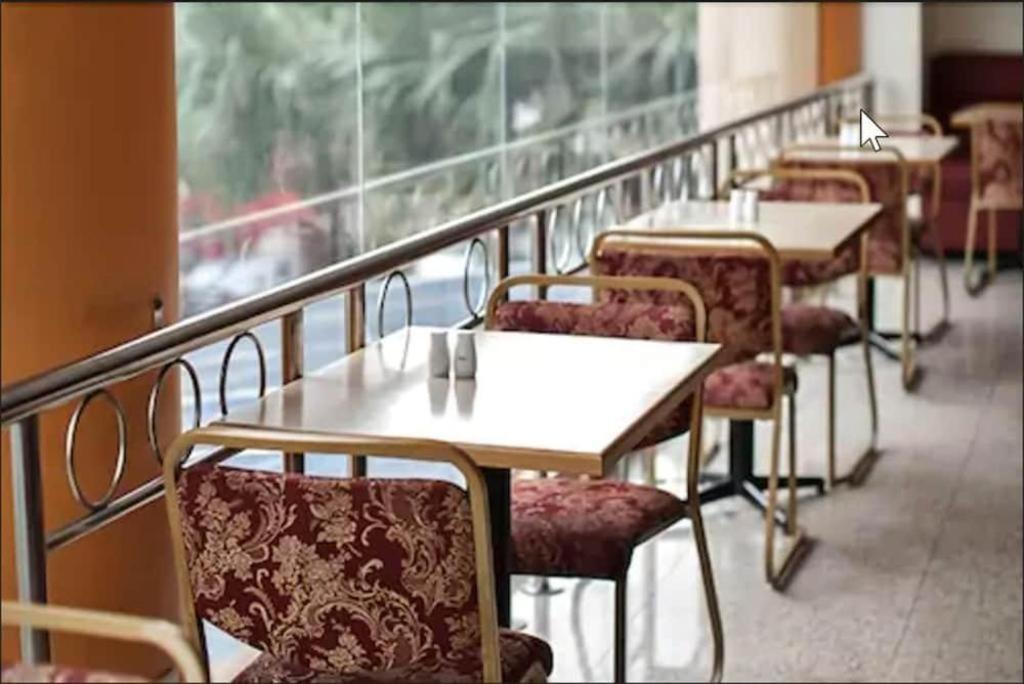 Hotel Zamburger Wira Kuala Lumpur Bagian luar foto